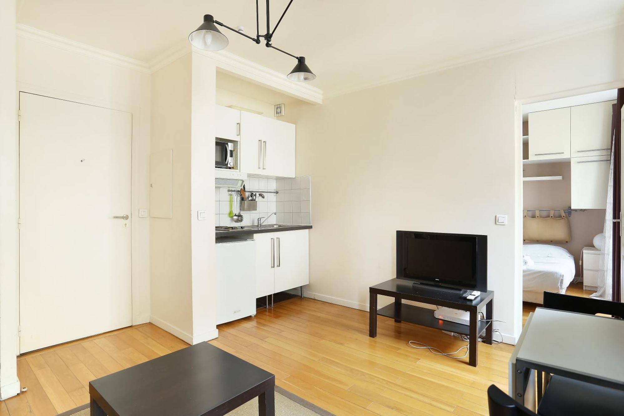 Pick A Flat'S Apartments In Batignolles - Rue Biot Paris Exterior photo