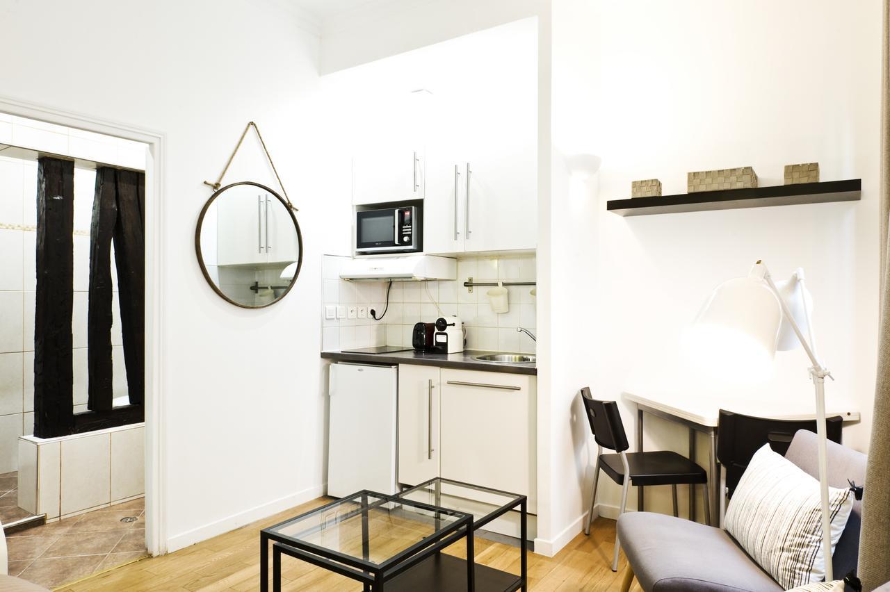 Pick A Flat'S Apartments In Batignolles - Rue Biot Paris Exterior photo