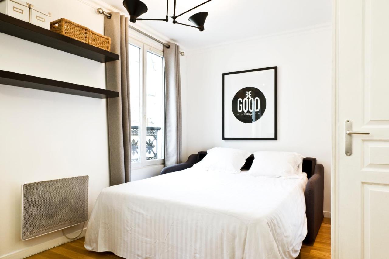 Pick A Flat'S Apartments In Batignolles - Rue Biot Paris Room photo