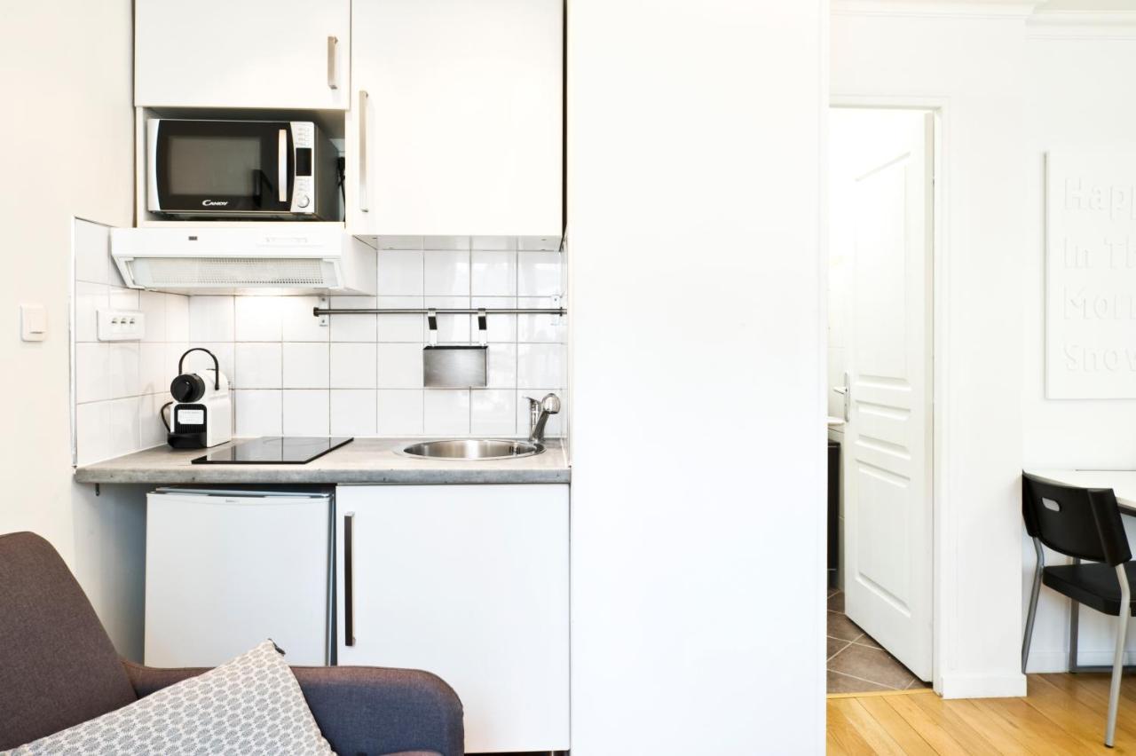Pick A Flat'S Apartments In Batignolles - Rue Biot Paris Room photo