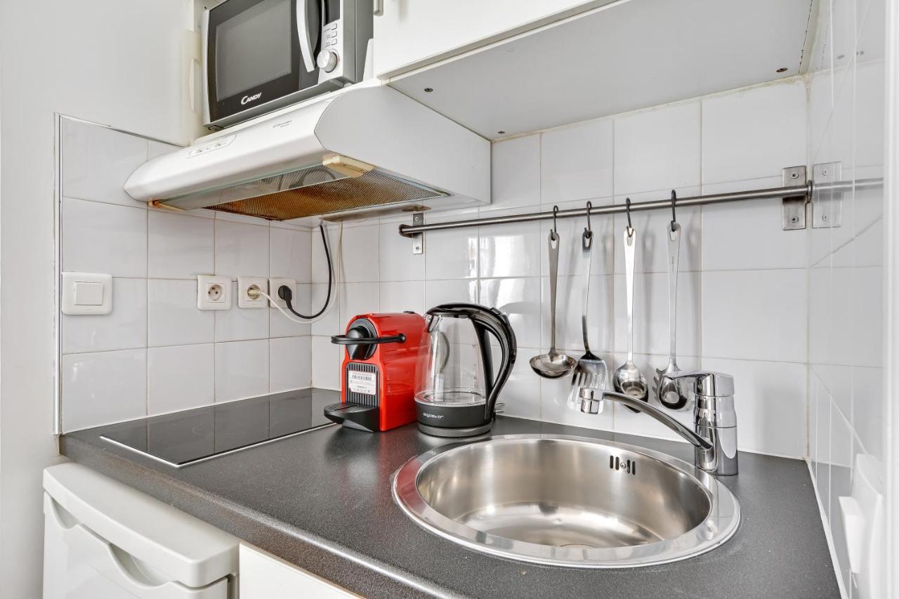 Pick A Flat'S Apartments In Batignolles - Rue Biot Paris Exterior photo
