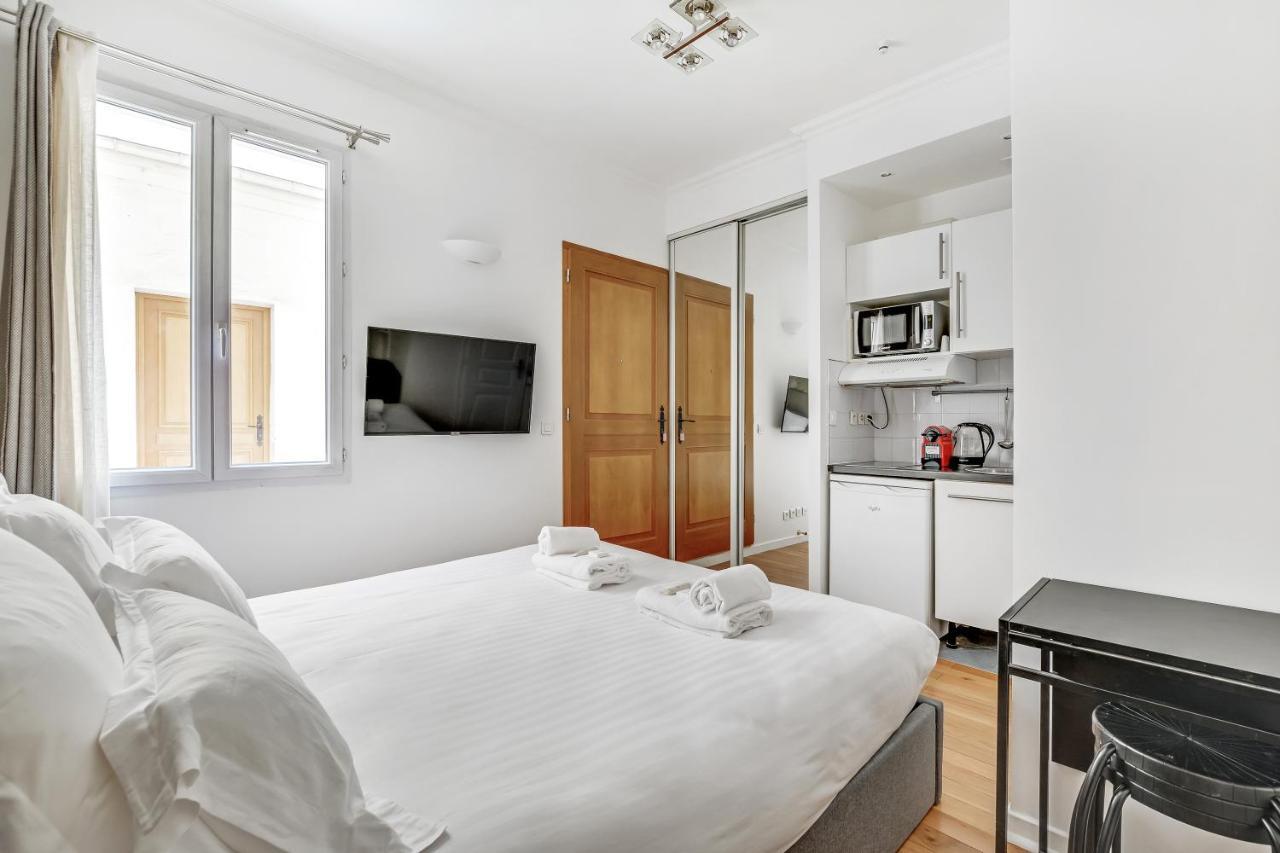 Pick A Flat'S Apartments In Batignolles - Rue Biot Paris Exterior photo